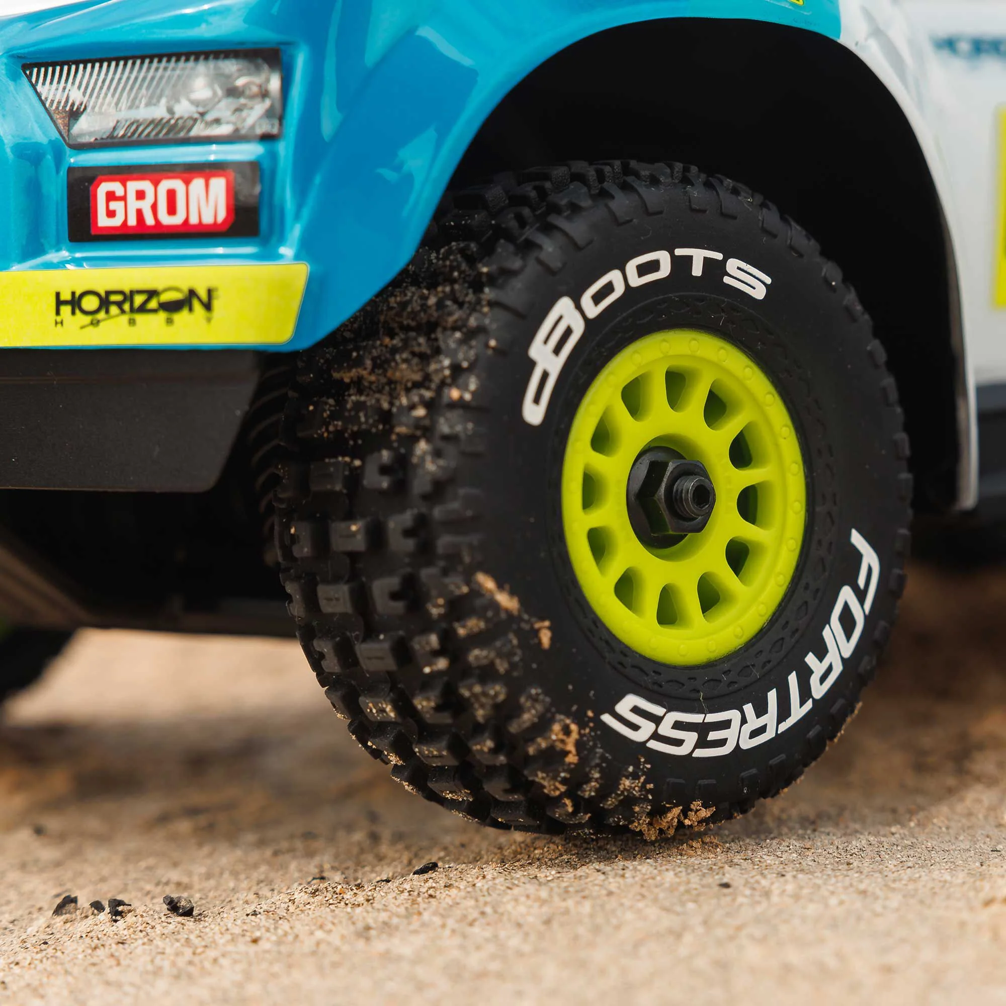Arrma Mojave Grom Mega 1/16 380 4X4 Desert Truck RTR blanc/bleu ARA2104T2 - Image 9
