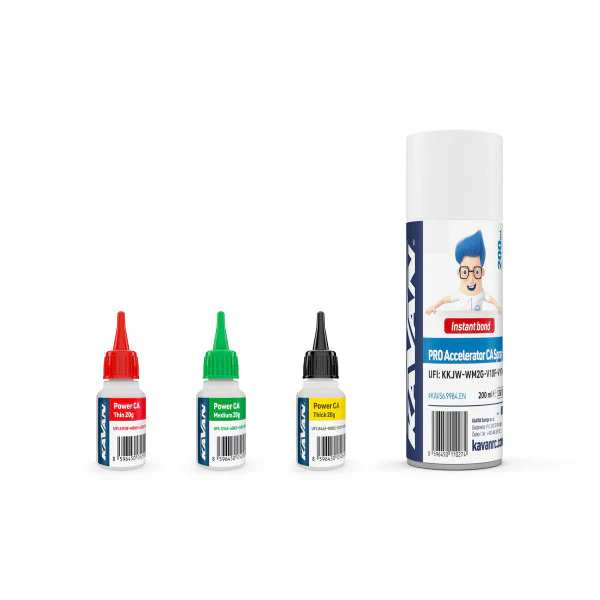 Coffret de trois colles instantanées de 20 g et spray PRO Activateur de 200 ml.
