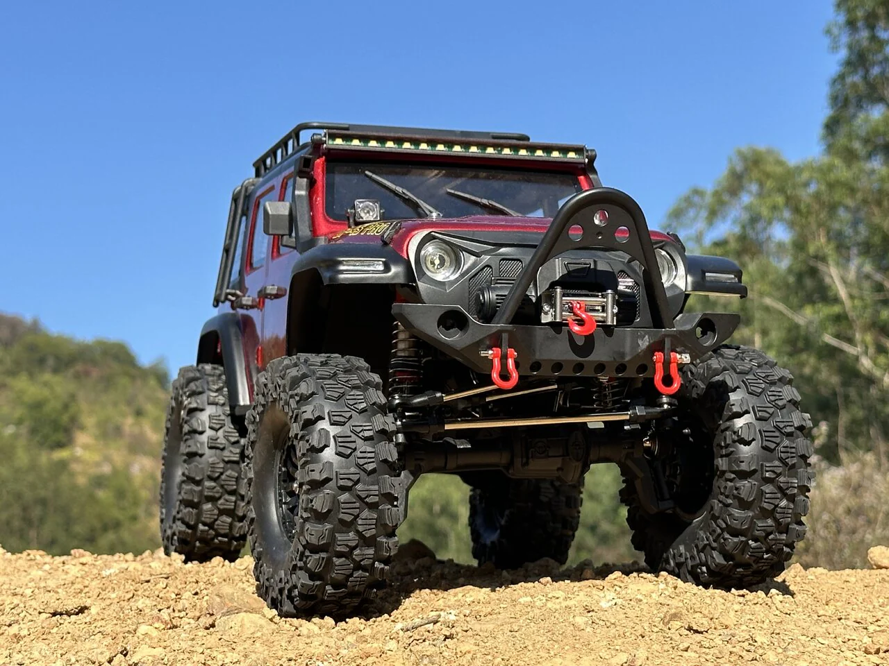 DF Models Crawler RC DF-04S PRO 1/10 Scale rouge métal – Brushless RTR - Image 5