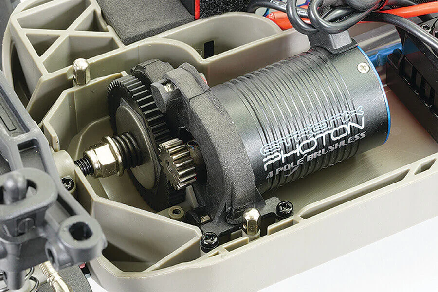 FTX Ramraider Monster Brushless 4x4 RTR 1/10 - 5497GB - Image 10