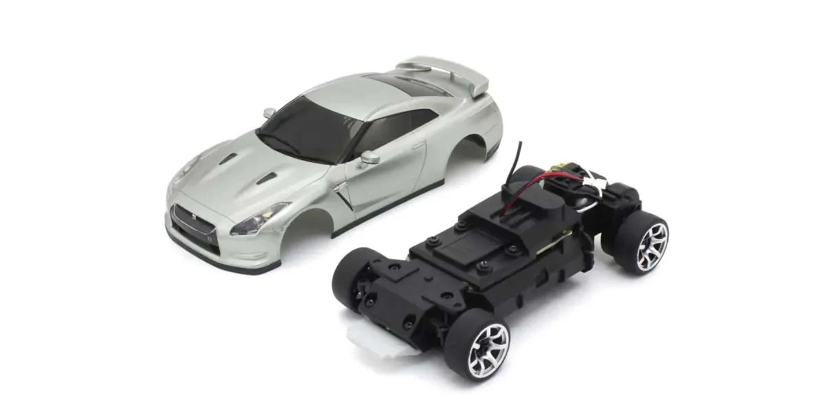 Kyosho First Mini-Z 1:28 Nissan GT-R R35 Silver - K.66608A - Image 6