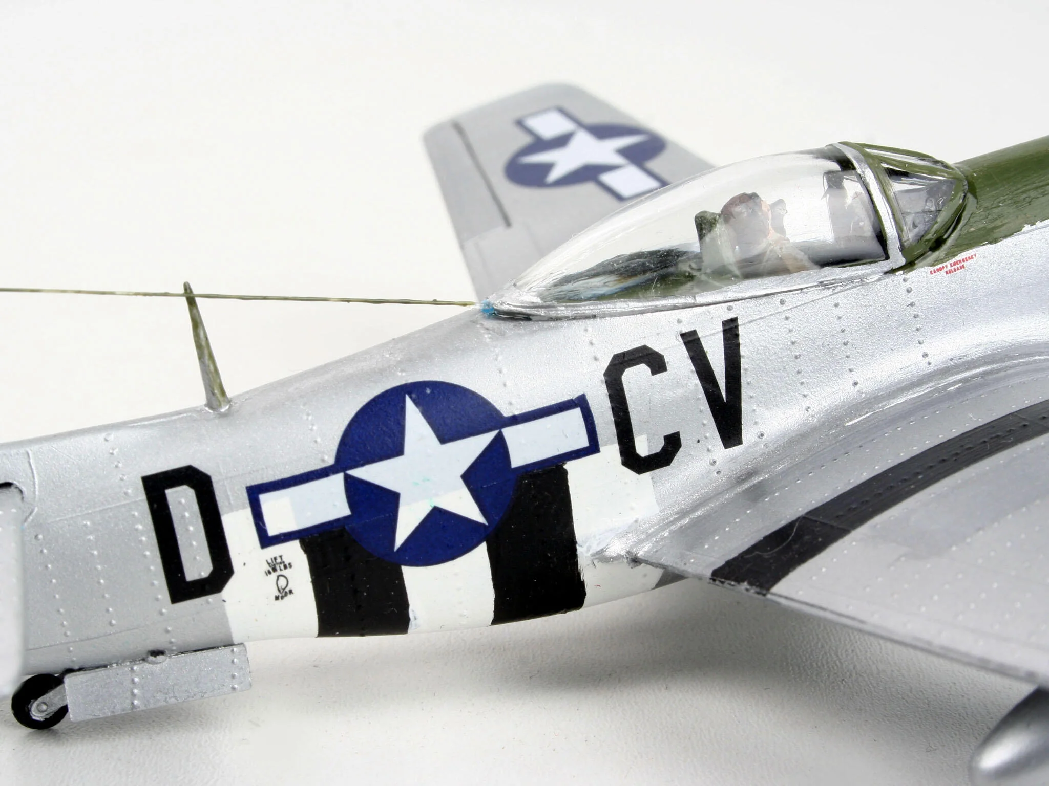 Maquette avion Revell 04148 P 51D Mustang - Image 4
