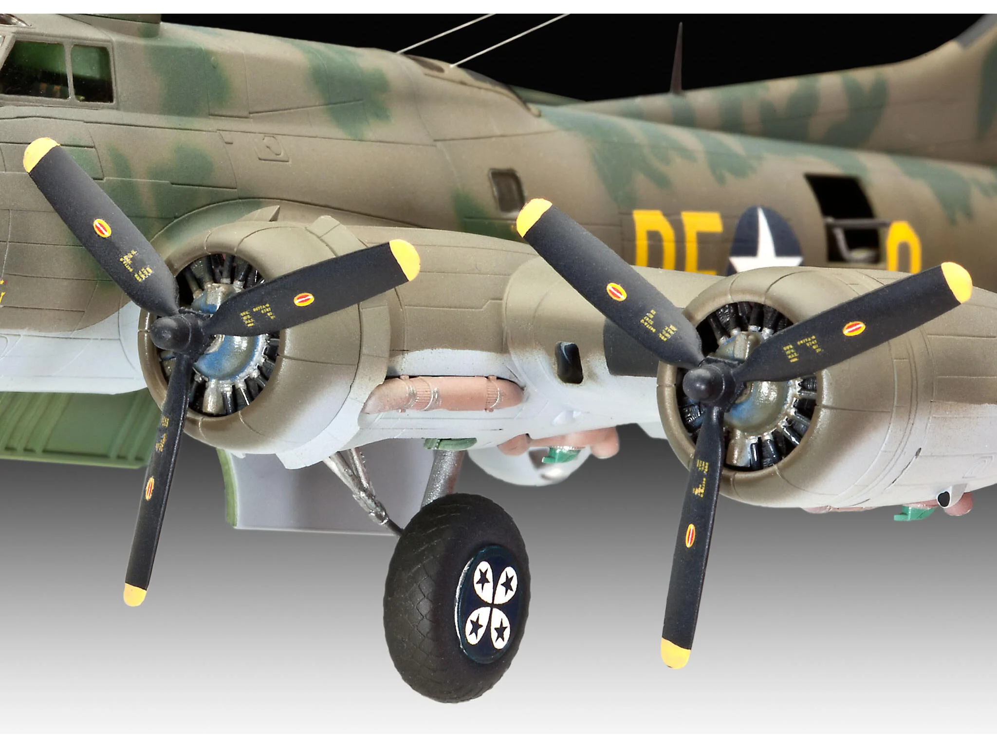 Maquette avion Revell 04279 B-17F Memphis Belle - Image 6