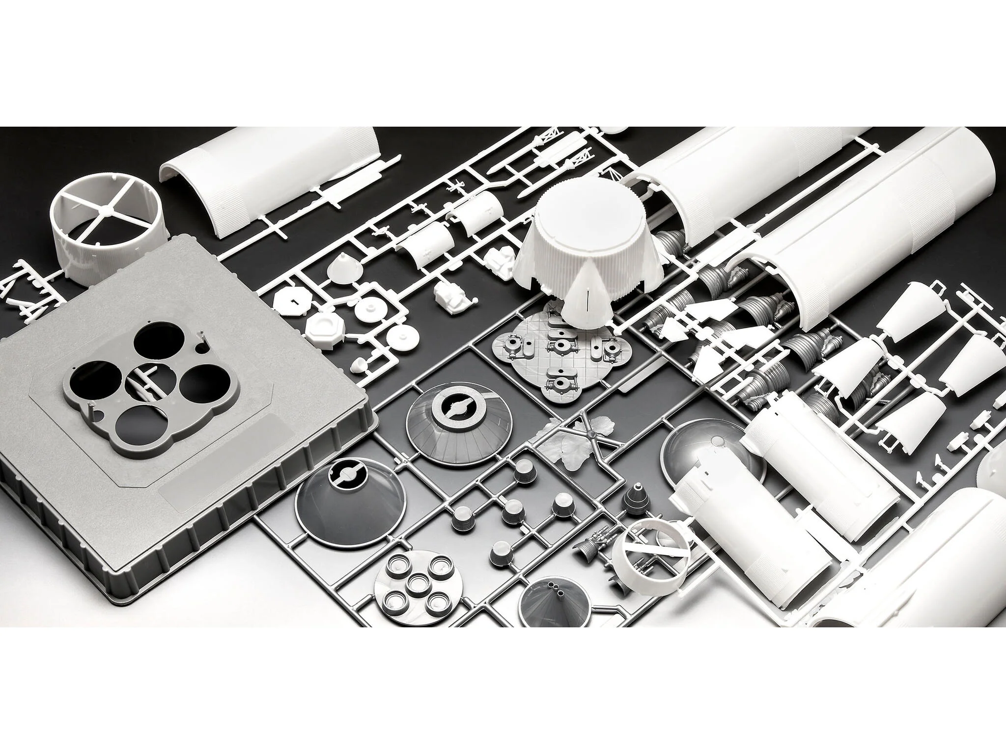 Maquette Stars wars Revell 04909 Apollo Saturn V - Image 7