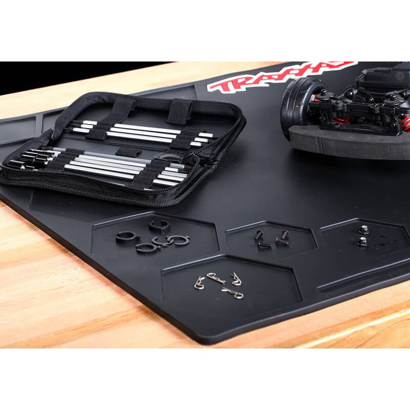 Traxxas 3426 Tapis de stand en caoutchouc robuste (91x51cm) - Image 3