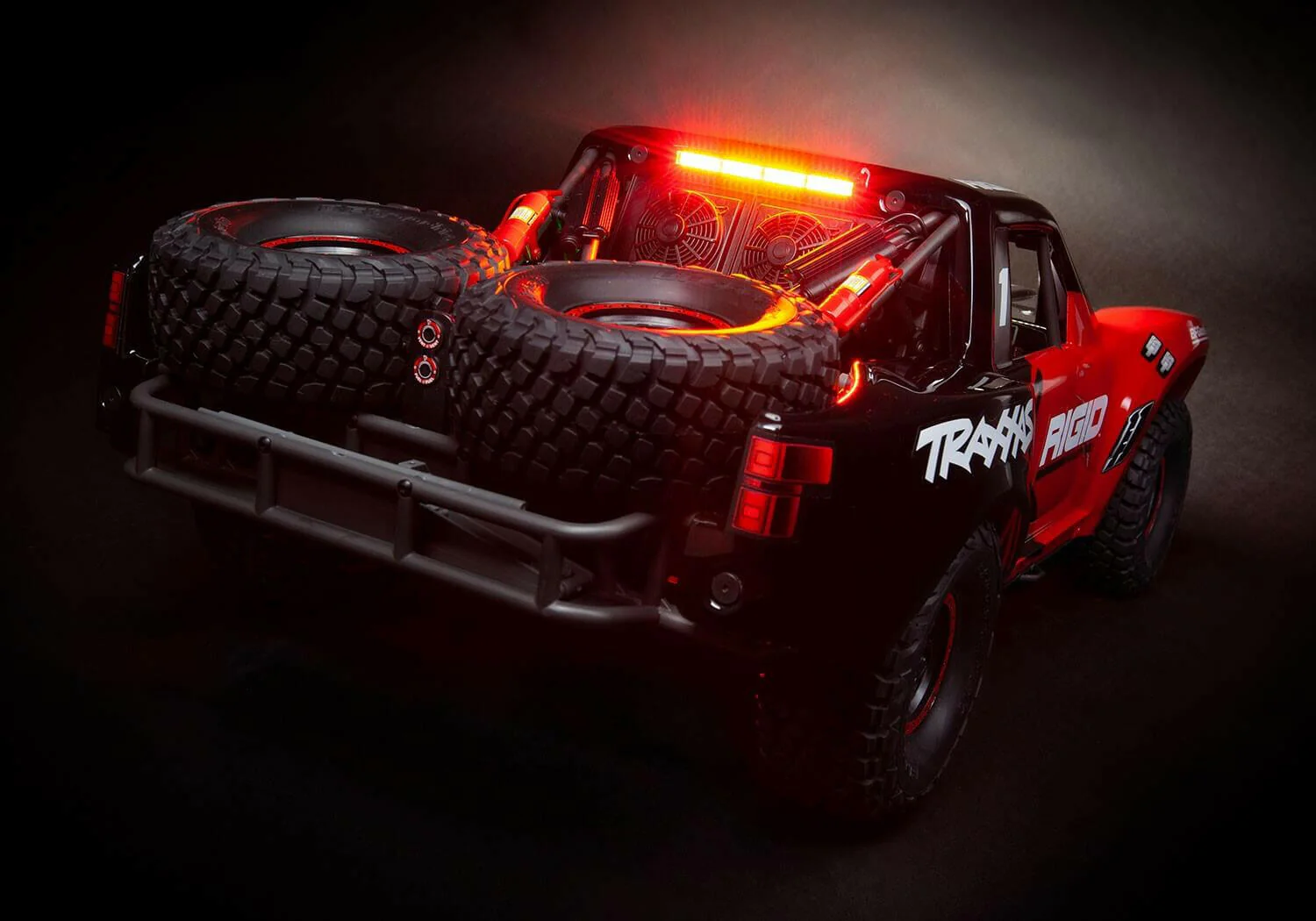 Traxxas 8485 Kit Leds + Alimentation amplificateur pour l'UDR - Image 12