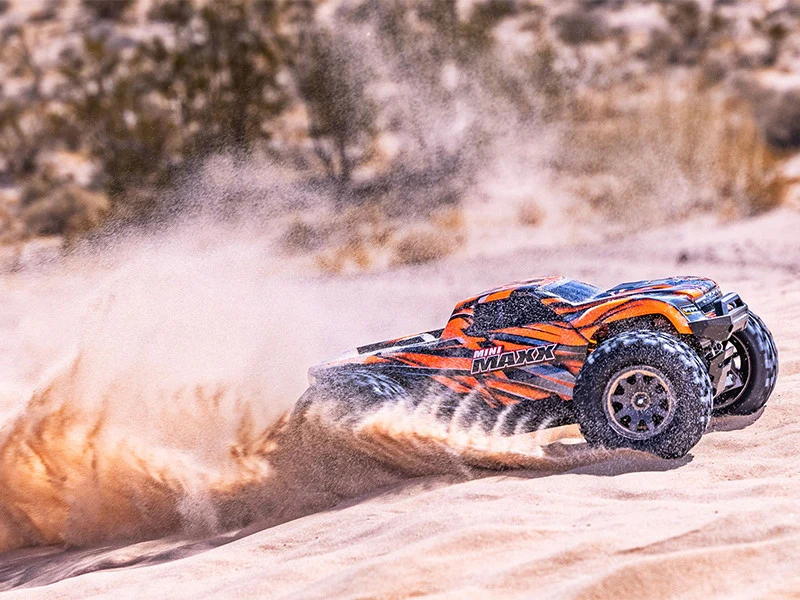 Traxxas Mini Maxx BL-2S - 107154-1 - Image 4