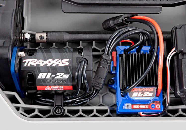 Traxxas Slash 4x4 BL-2s RTR 68154-4 vert - Image 12