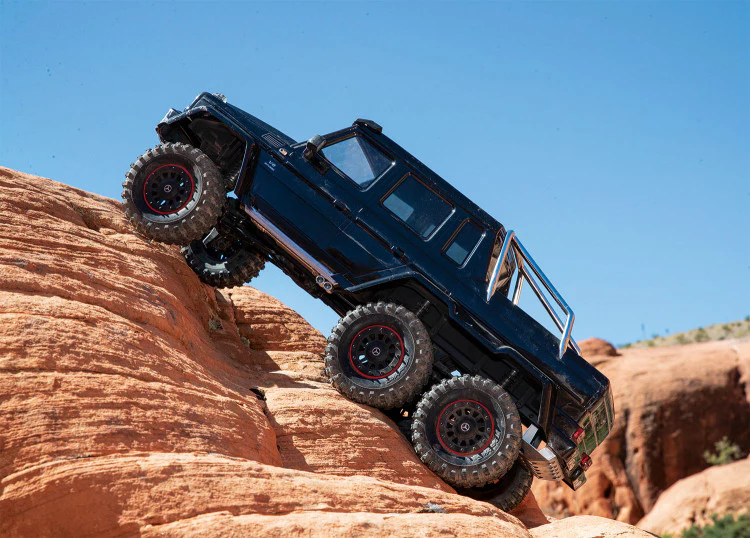 Traxxas TRX6 Clipless Mercedes Benz classe G63 AMG 6x6 RTR 88296-4 noir - Image 13